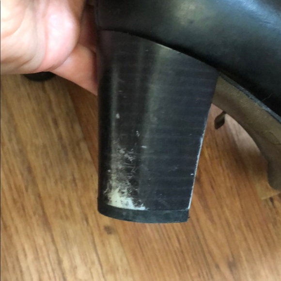 Roots | Heeled Leather Boots - Picture 7 of 9